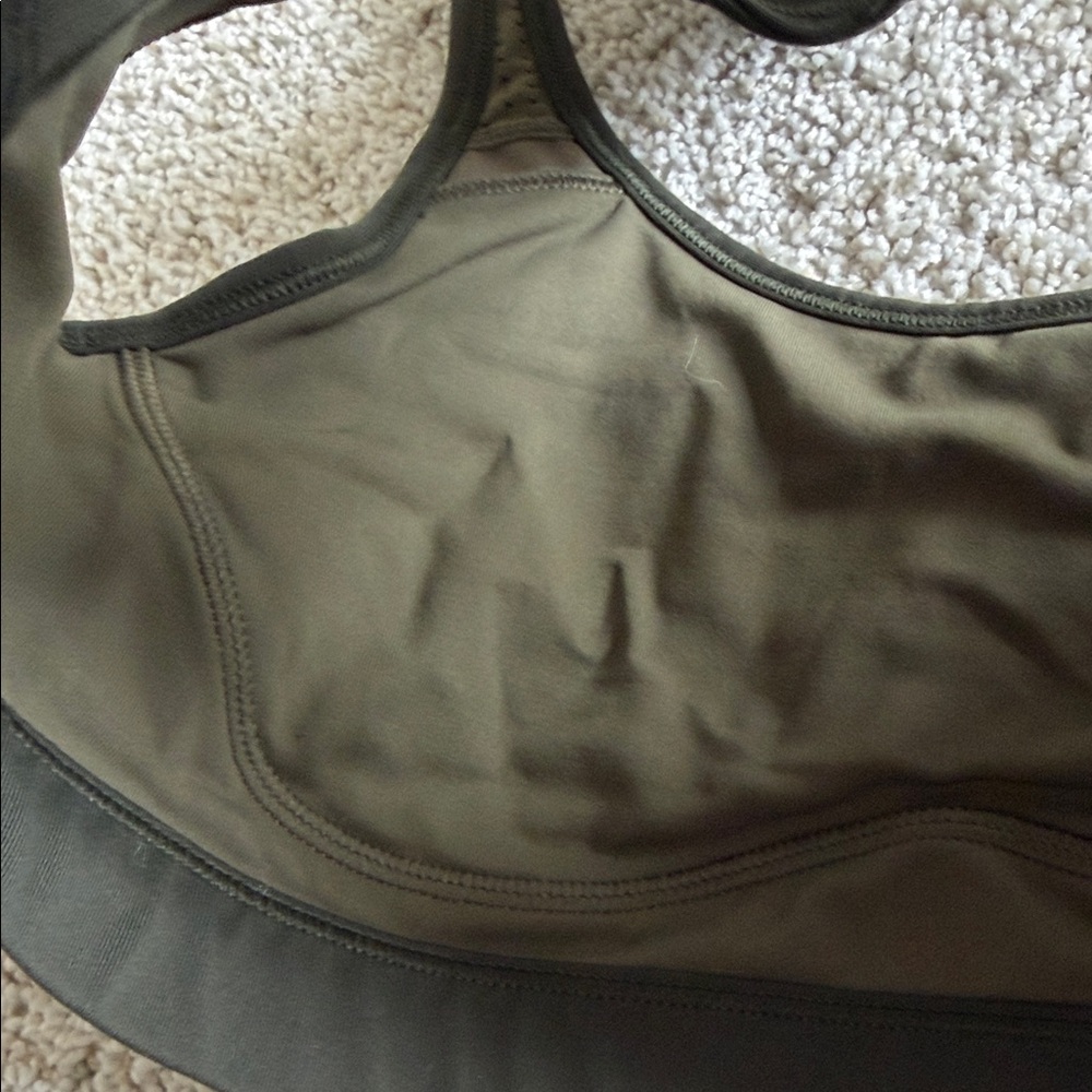 lululemon athletica Dark olive Green Sports Bra size 4 - Picture 10 of 11